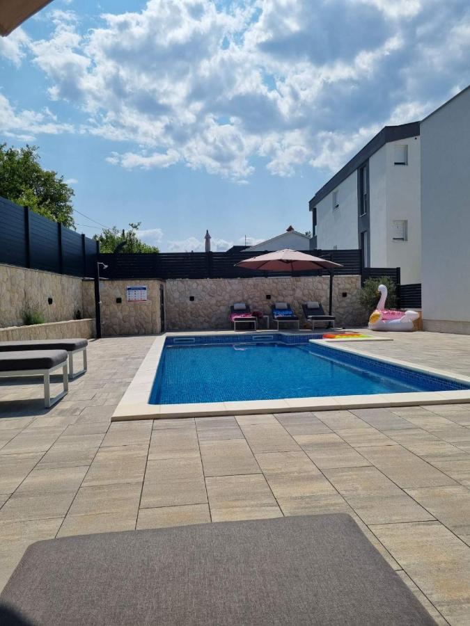 Villa Njivice Apartman Marina Exteriör bild