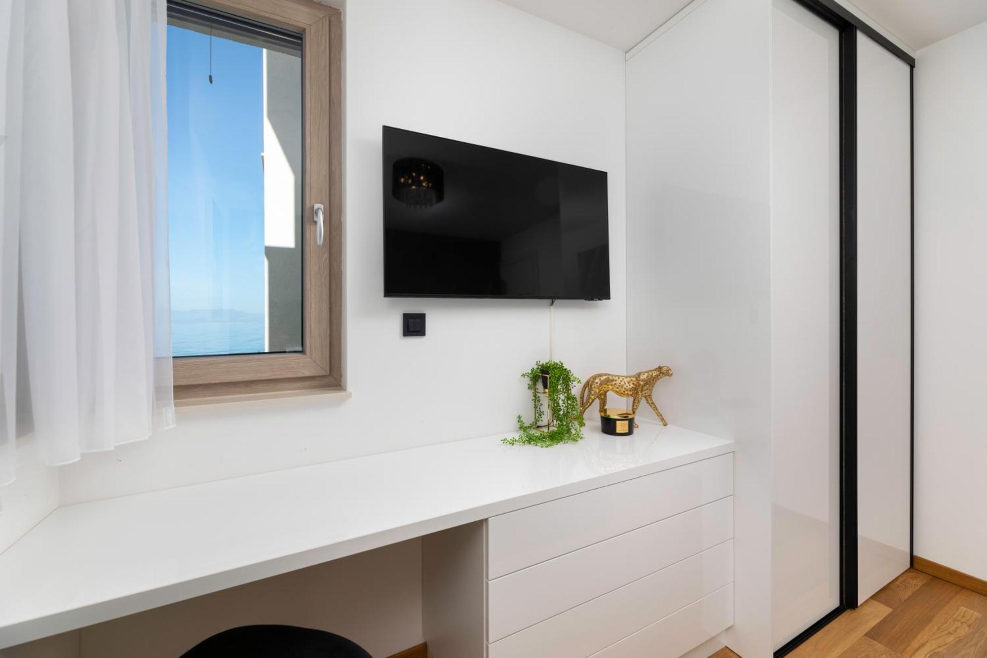 Villa Njivice Apartman Marina Exteriör bild