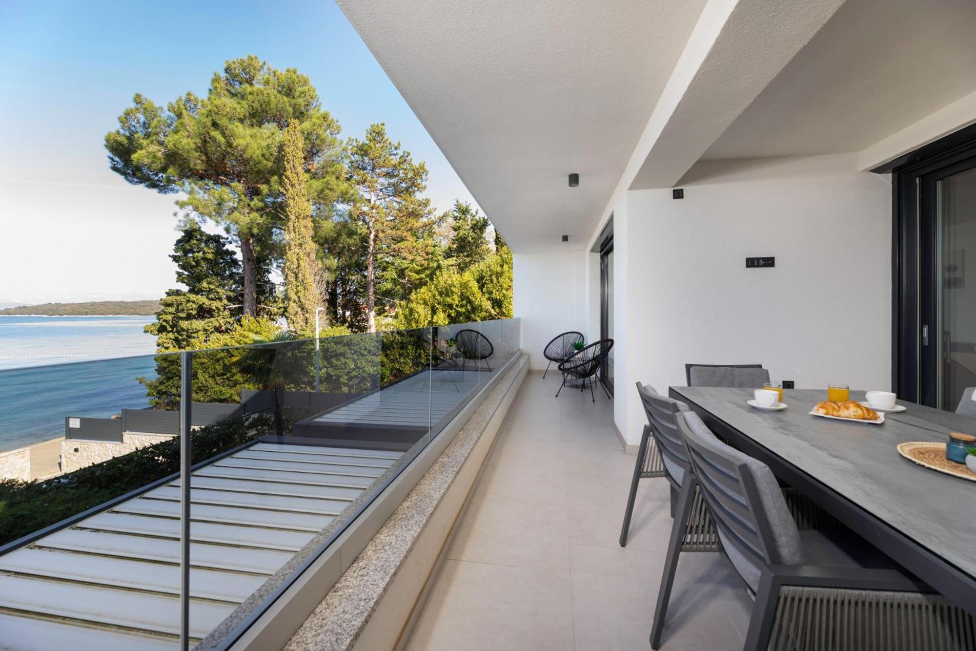 Villa Njivice Apartman Marina Exteriör bild